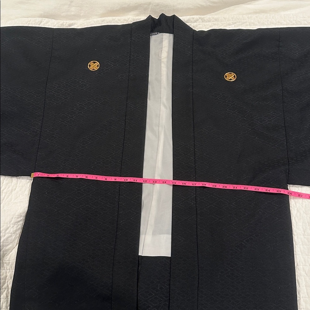 Vintage Silk Haori Kimono Jacket w/ Gold Crests - Picture 8 of 12